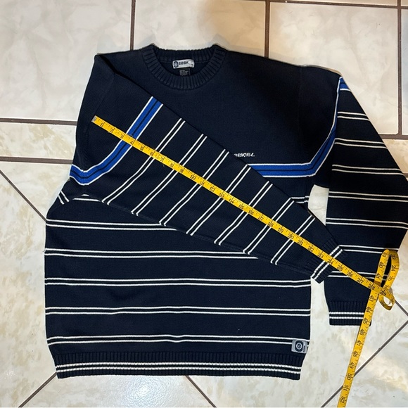 Vintage 2009 Ezekiel Sweater XL Excellent/New Condition - Picture 9 of 10